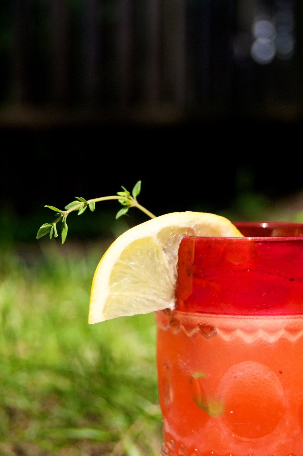 strawberry-thyme lemonade 